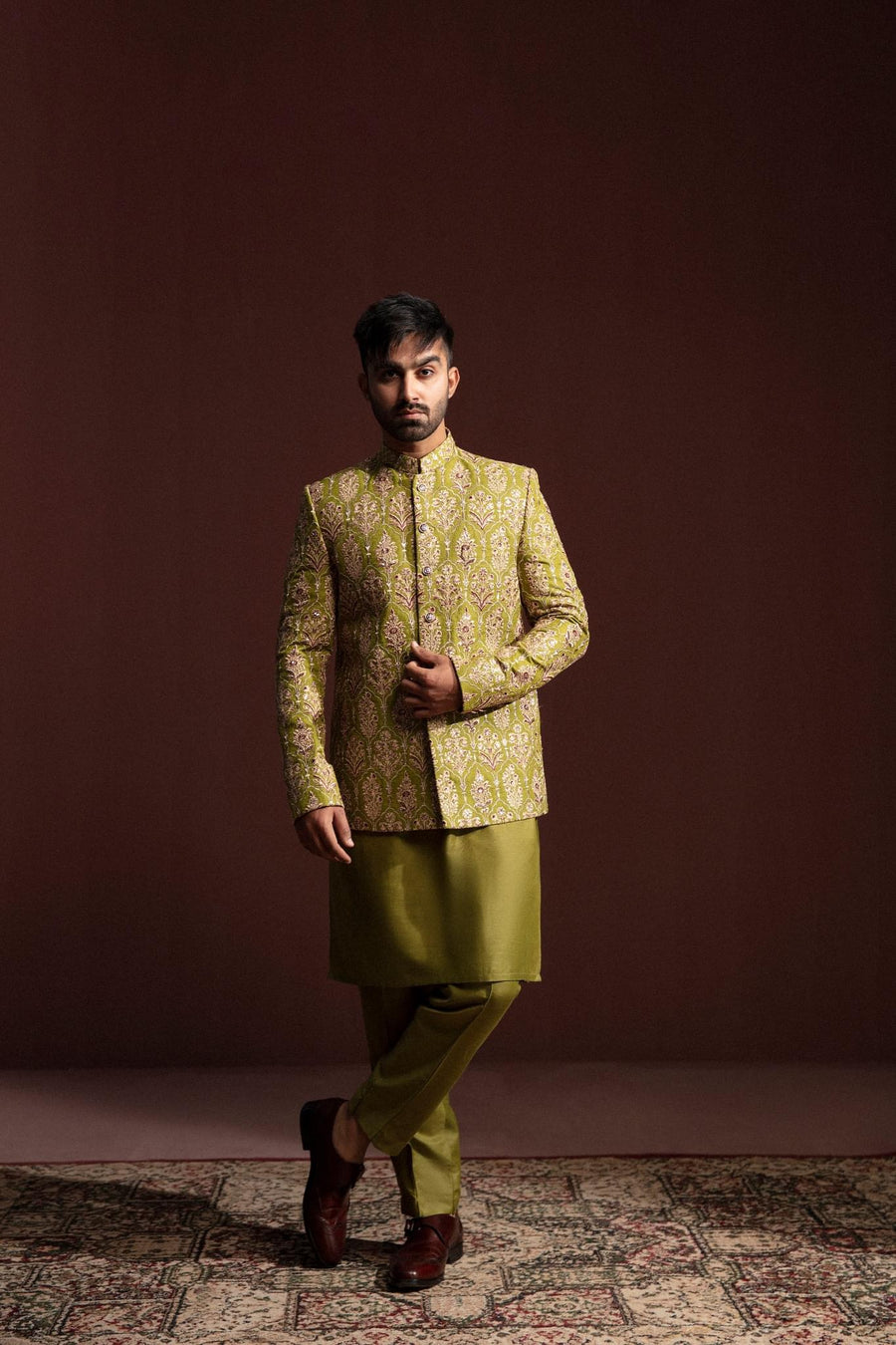 GREEN EMBROIDERED PRINCE COAT