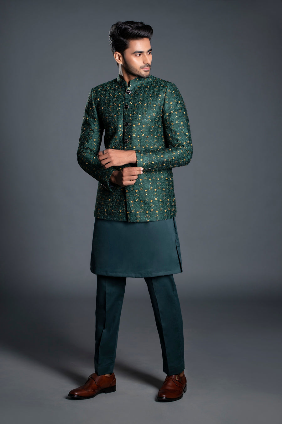 GREEN EMBROIDERED PRINCE COAT