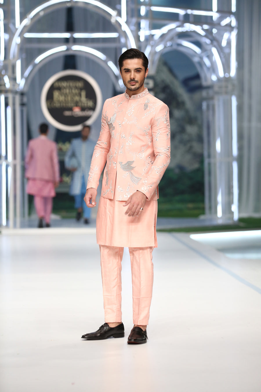 PEACH MACHINE EMBROIDERY PRINCE COAT